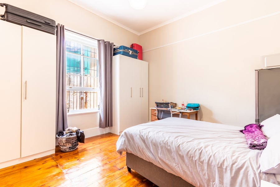 To Let 8 Bedroom Property for Rent in Observatory Western Cape